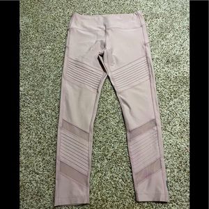 Light pink leggings (M)